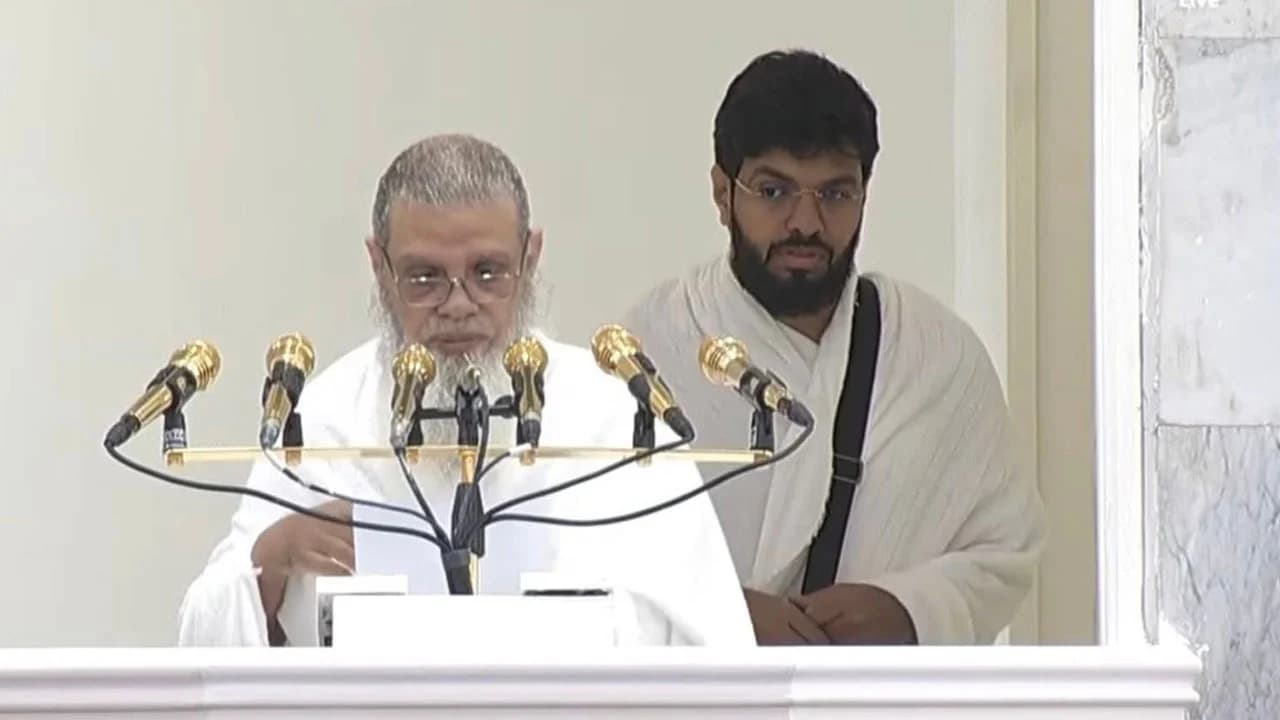 কঠিন সময়ে মুসলিম উম্মাহকে ধৈর্য ধারণ ও ঐক্যবদ্ধ থাকার আহ্বান- খবরের থাম্বনেইল ফটো