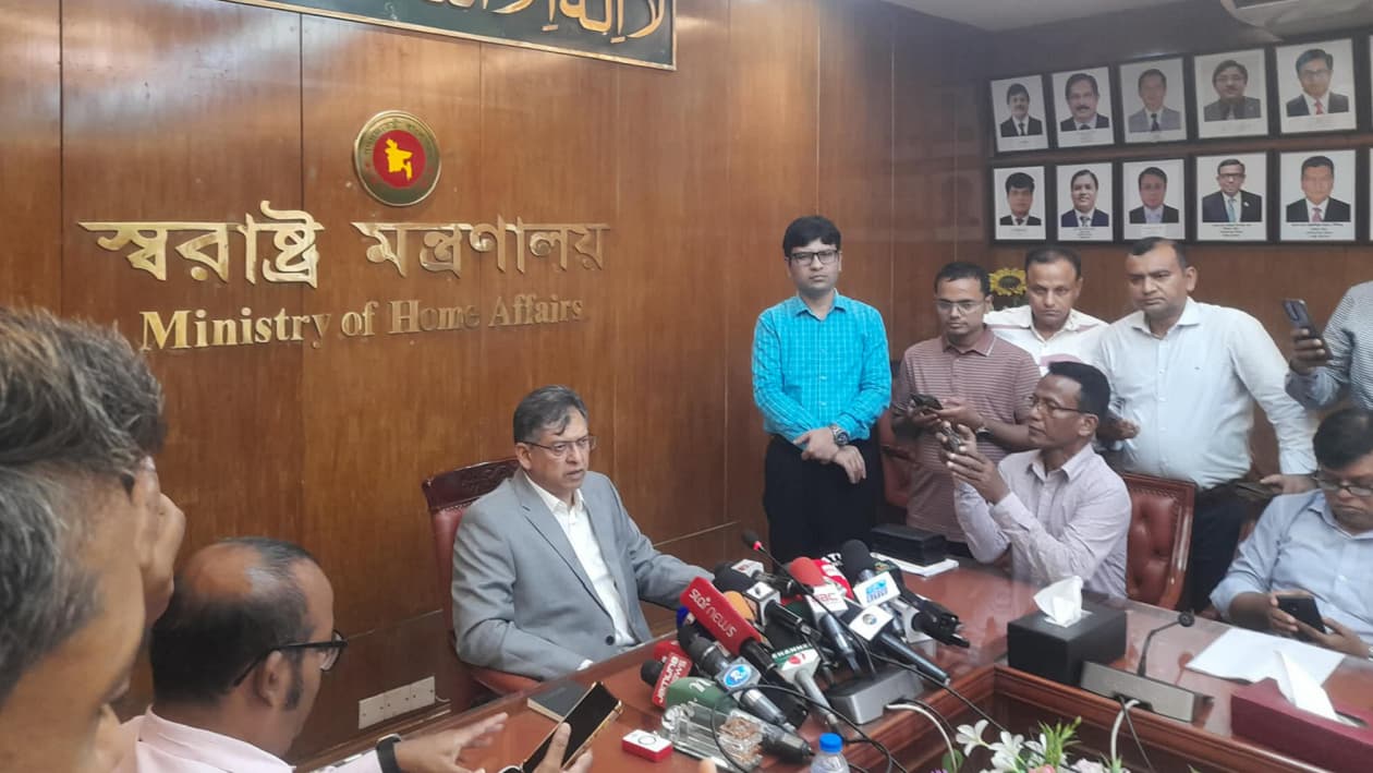 ‘সংক্ষিপ্ত সময়ের মধ্যে তদন্ত করে রামিসা হত্যার চার্জশিট’- খবরের ইমেজ Image