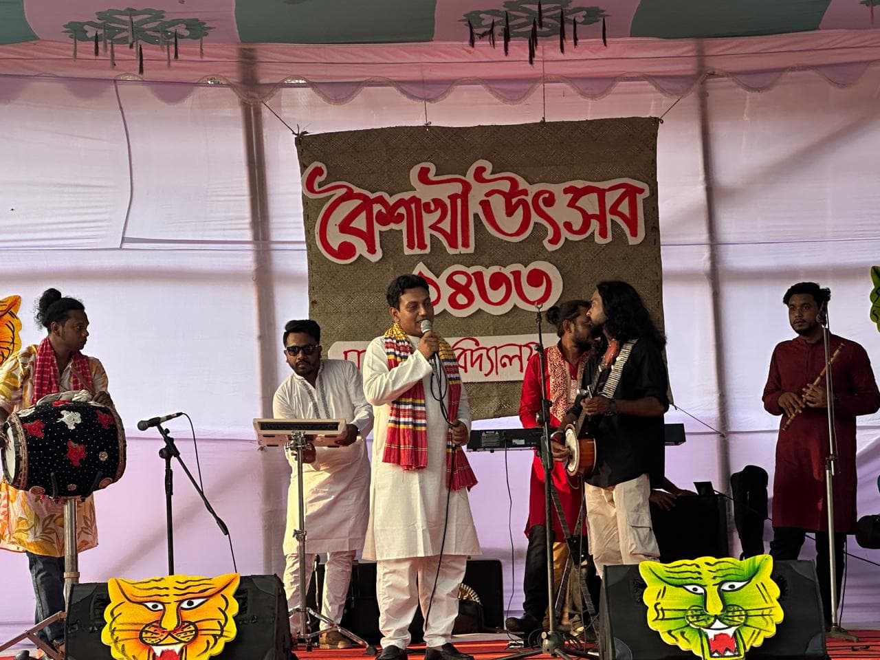 ঢাবিতে ছাত্রদলের বৈশাখী উৎসব আয়োজন - খবরের ইমেজ Image