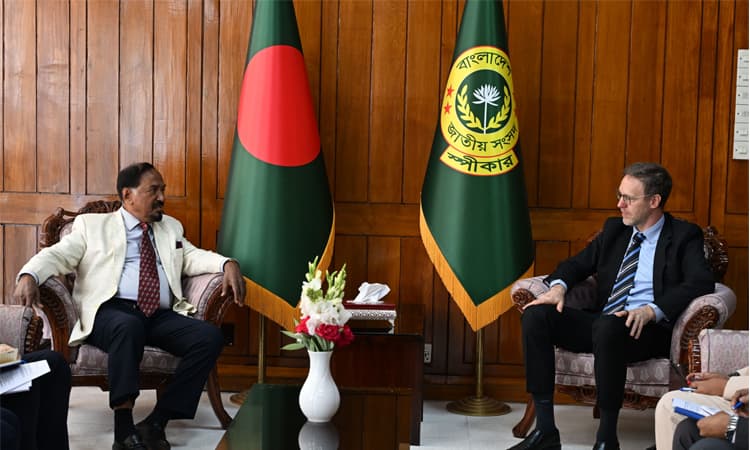 স্পিকারের সঙ্গে ইউএনডিপি'র আবাসিক প্রতিনিধির সৌজন্য সাক্ষাৎ- খবরের ইমেজ Image