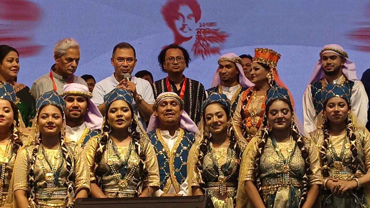 আগামী এক বছর ‘নজরুল বর্ষ’ ঘোষণা- খবরের থাম্বনেইল ফটো