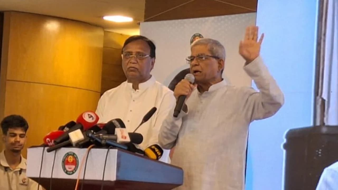 ঢাকাকে আর বাসযোগ্য মনে হয় না: মির্জা ফখরুল- খবরের থাম্বনেইল ফটো