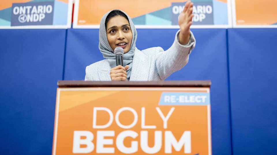 কানাডার বাংলাদেশি বংশোদ্ভূত এমপি হলেন ডলি বেগম- খবরের থাম্বনেইল ফটো