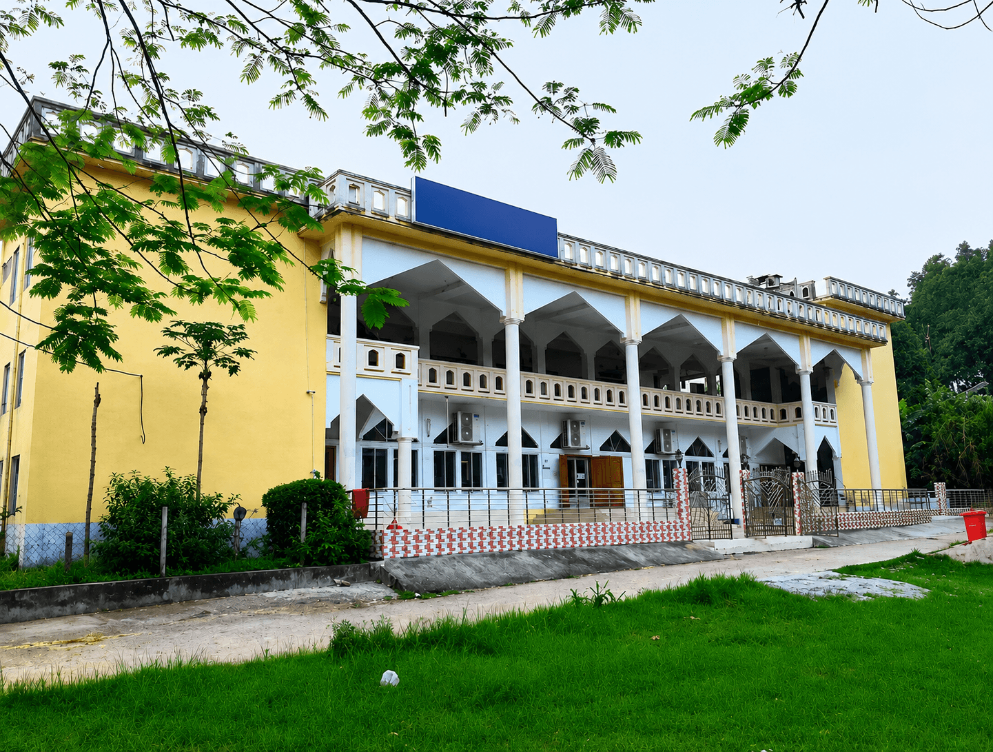 কুবিতে ঈদুল আজহার নামাজ সকাল ৭টা ১৫ মিনিটে অনুষ্ঠিত হবে- খবরের ইমেজ Image