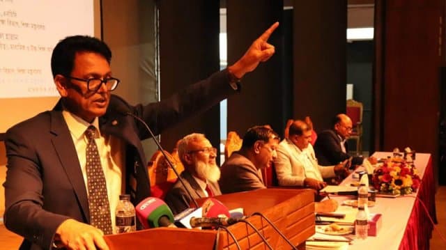 নকলমুক্ত-স্বচ্ছ পরিবেশে এসএসসি ও সমমান পরীক্ষা আয়োজনের নির্দেশ শিক্ষামন্ত্রীর- খবরের থাম্বনেইল ফটো