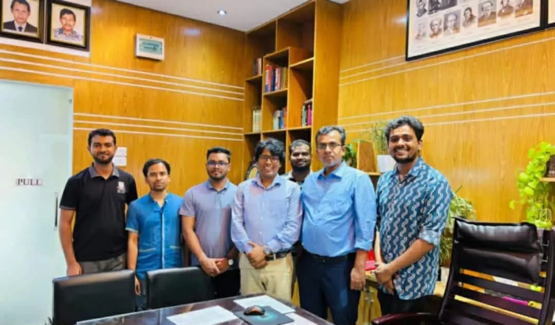 জবি’র প্রতিনিধিত্বে আন্তর্জাতিক কনফারেন্সে রসায়ন বিভাগের পাঁচ শিক্ষার্থী- খবরের থাম্বনেইল ফটো