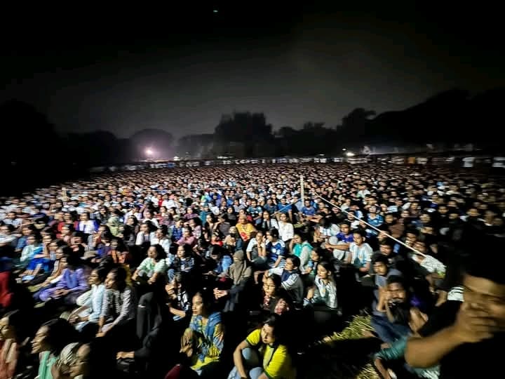 আর্জেন্টিনার খেলা দেখতে রাবিতে উপচে পড়া ভীড়- খবরের থাম্বনেইল ফটো