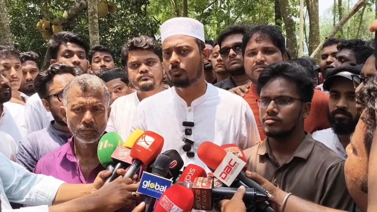 সীমান্ত হত্যা বন্ধ করতে না পারলে স্বরাষ্ট্রমন্ত্রীর পদত্যাগ করা উচিত- খবরের ইমেজ Image