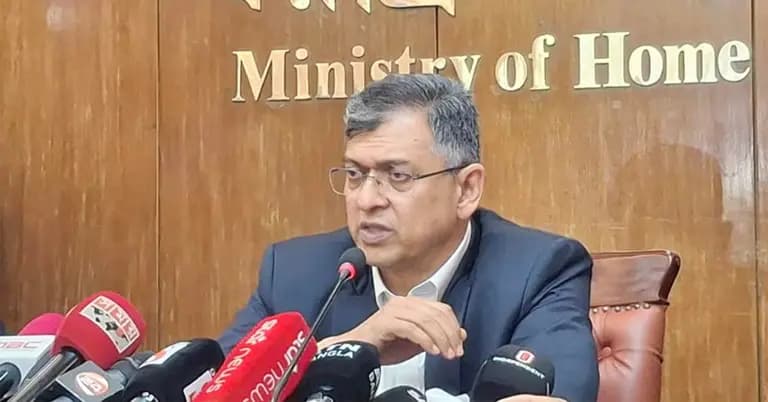 সরকার আইনি সংস্কার ও সীমান্ত নিরাপত্তা জোরদার করার উদ্যোগ নিয়েছে : স্বরাষ্ট্রমন্ত্রী- খবরের ইমেজ Image