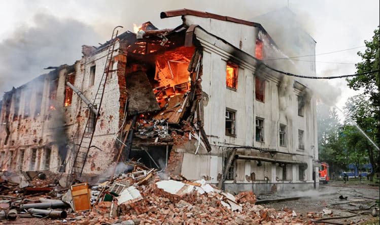 রুশ হামলায় ইউক্রেনে নিহত ২- খবরের থাম্বনেইল ফটো