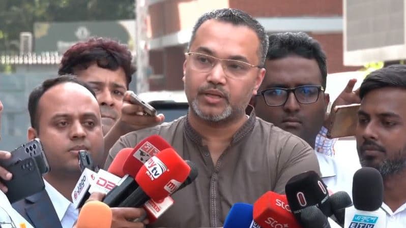 দ্রুত খুলছে মালয়েশিয়ার শ্রম বাজার : মাহদী আমিন - খবরের থাম্বনেইল ফটো