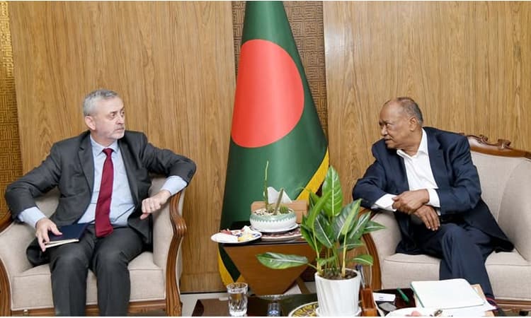 পরিবেশমন্ত্রীর সঙ্গে ইউরোপীয় ইউনিয়নের রাষ্ট্রদূতের সৌজন্য সাক্ষাৎ- খবরের থাম্বনেইল ফটো