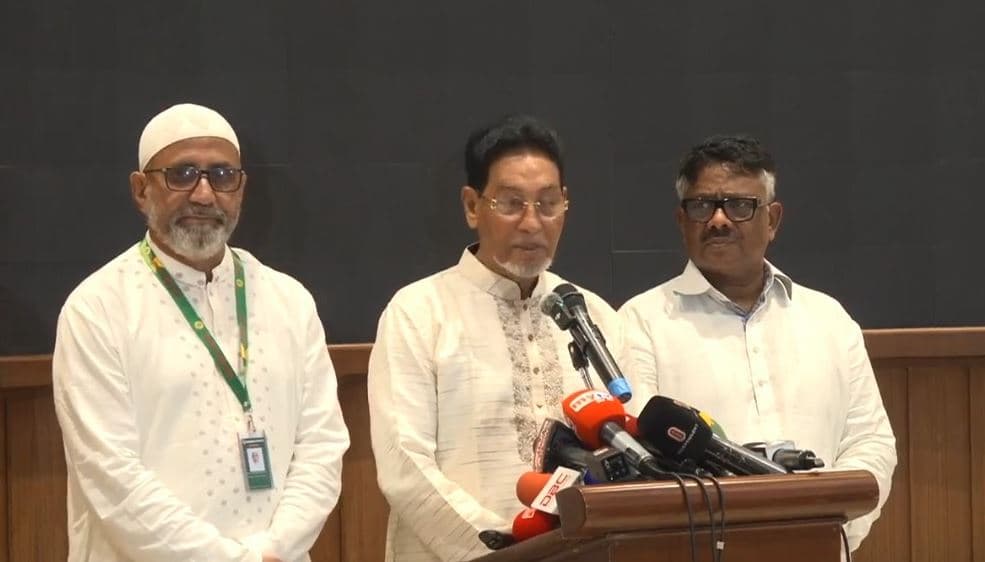 জনগণকে স্বাবলম্বী করতে একটি স্বস্তিদায়ক বাজেট ঘোষণা করতে চায় সরকার : চিফ হুইপ- খবরের থাম্বনেইল ফটো