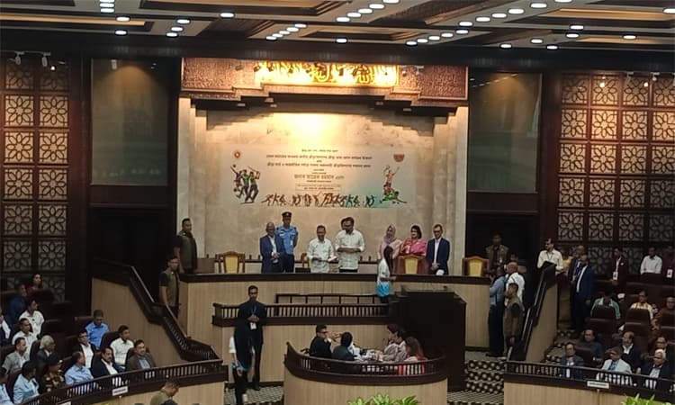 ক্রীড়াকার্ড ও ভাতা প্রদান কার্যক্রমের উদ্বোধন প্রধানমন্ত্রীর- খবরের থাম্বনেইল ফটো