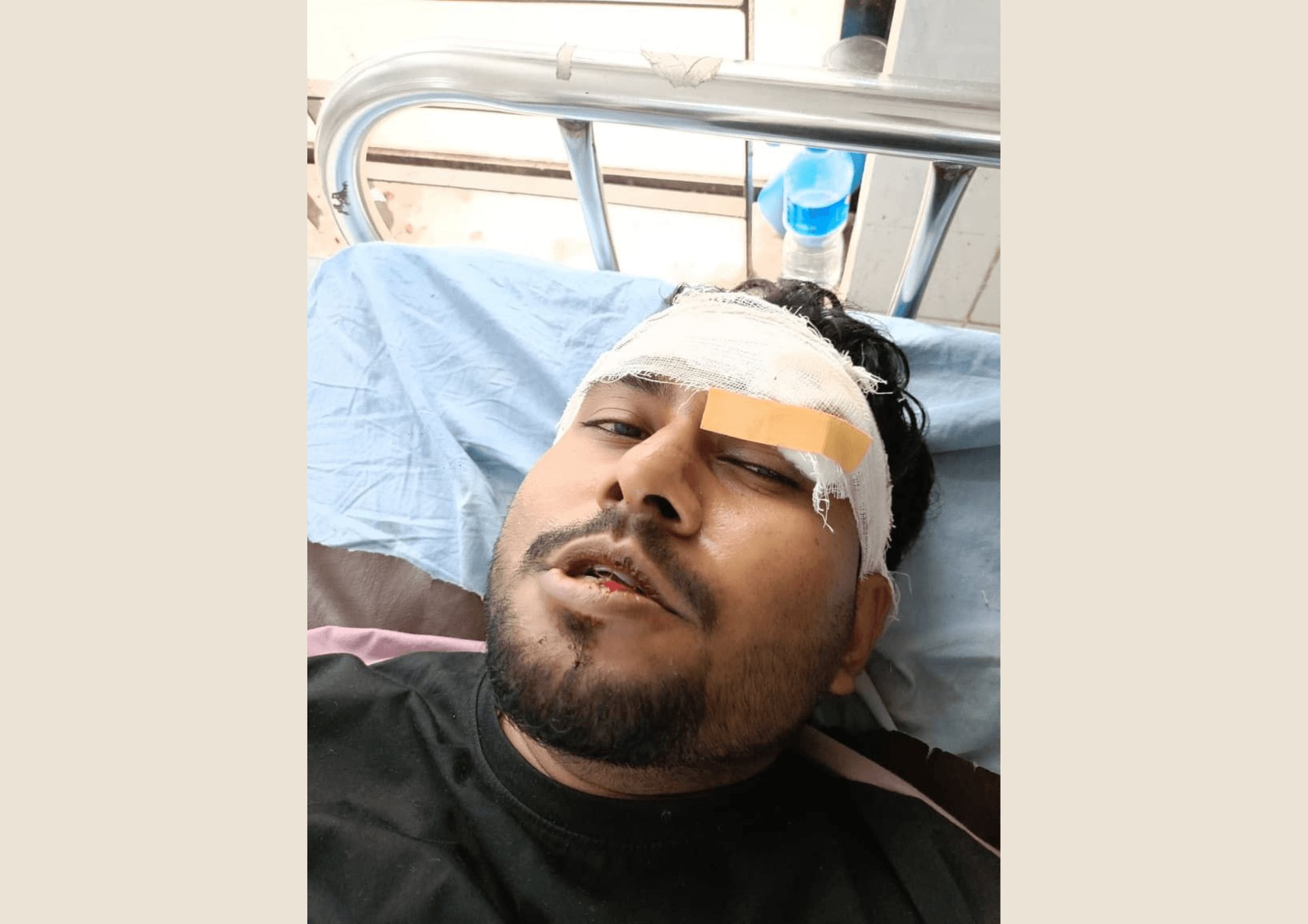 পুরান ঢাকায় জবির কেন্দ্রীয় মন্দিরের পুরোহিতের ওপর দুর্বৃত্তের হামলা- খবরের থাম্বনেইল ফটো
