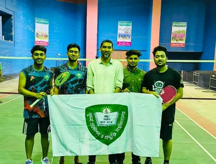 আন্তঃবিশ্ববিদ্যালয় ব্যাডমিন্টনে কুমিল্লা বিশ্ববিদ্যালয়কে হারিয়ে কুয়েটের দ্বিতীয় জয়- খবরের ইমেজ Image