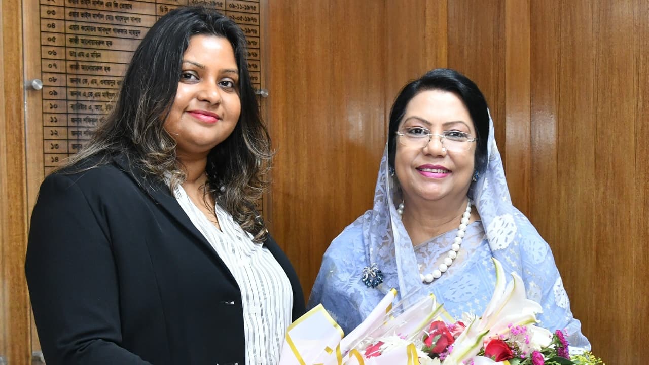 বিমান মন্ত্রী ও প্রতিমন্ত্রীর সঙ্গে মালদ্বীপ রাষ্ট্রদূতের সাক্ষাৎ- খবরের থাম্বনেইল ফটো
