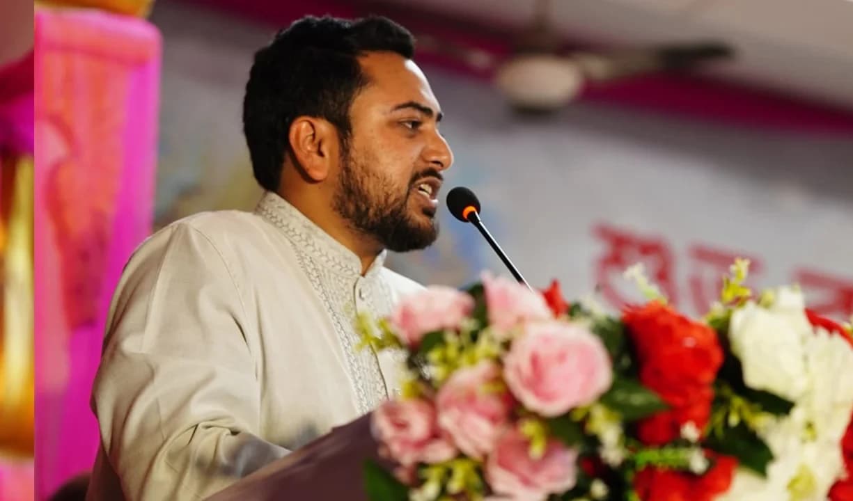 সাম্প্রদায়িক সম্প্রীতির ওপর গুরুত্বারোপের আহ্বান নাহিদ ইসলামের- খবরের ইমেজ Image