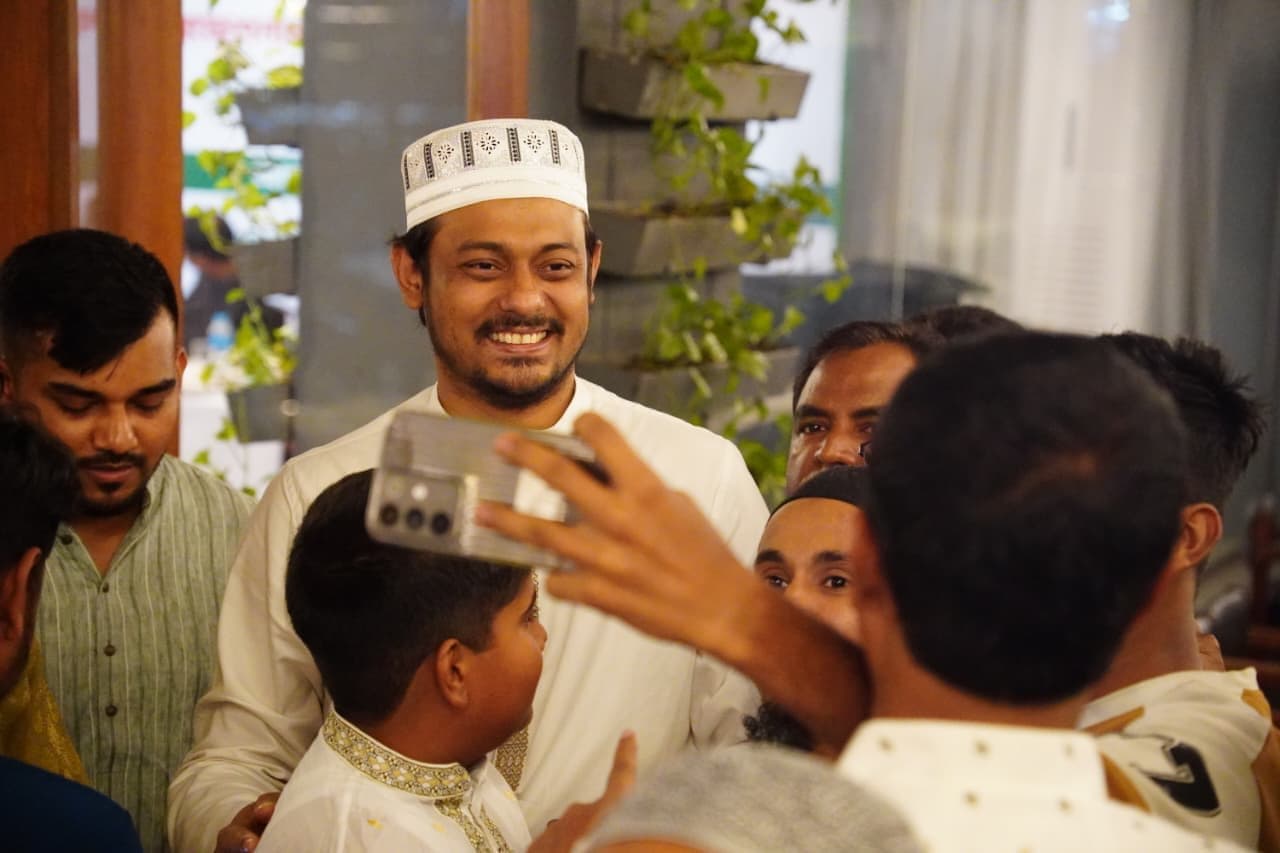 নাসীরুদ্দীন পাটওয়ারীর আজাদ বাংলার স্বপ্ন- খবরের থাম্বনেইল ফটো