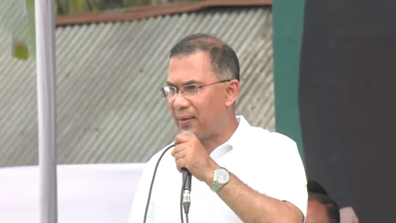 কুমিল্লাকে বিভাগ ও কৃষি বিশ্ববিদ্যালয় প্রতিষ্ঠার ঘোষণা প্রধানমন্ত্রীর- খবরের থাম্বনেইল ফটো