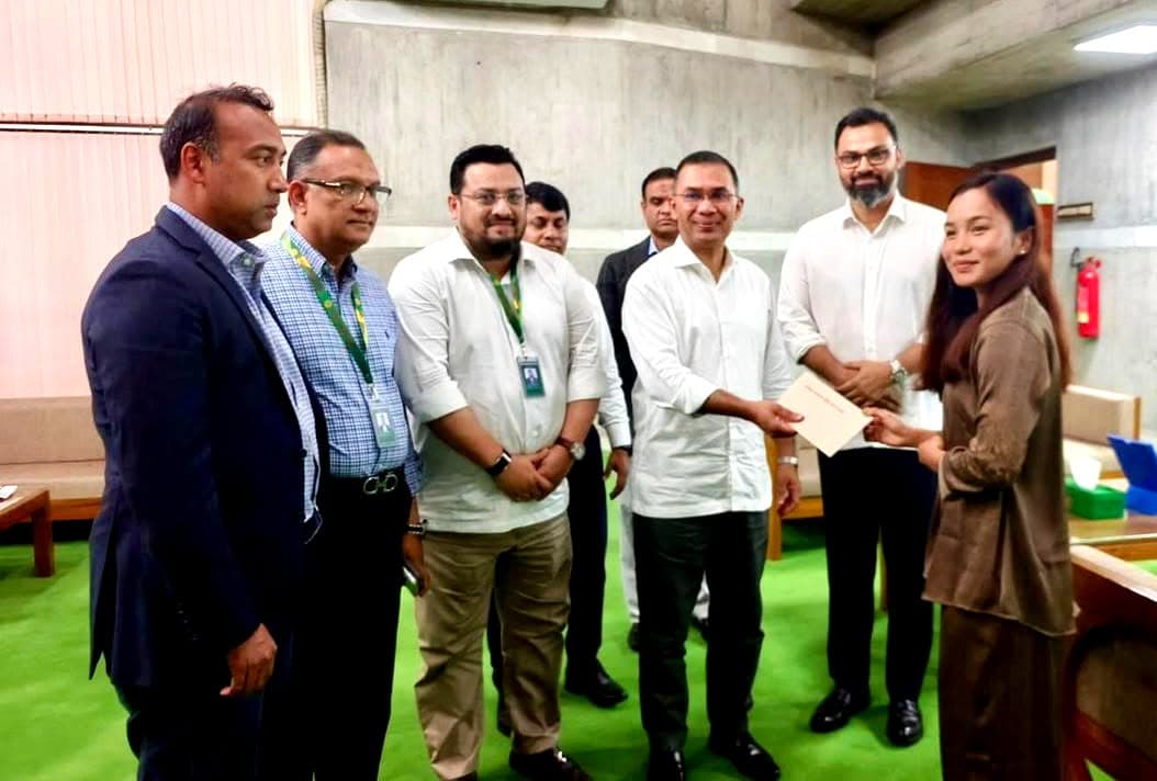 ফুটবলার ঋতুপর্ণার গৃহ নির্মাণে আর্থিক অনুদান দিলেন প্রধানমন্ত্রী- খবরের থাম্বনেইল ফটো