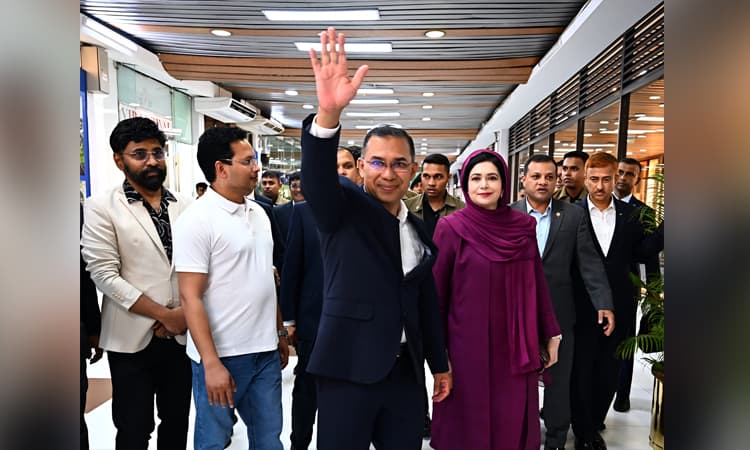 মালয়েশিয়ার উদ্দেশে ঢাকা ছাড়লেন প্রধানমন্ত্রী- খবরের থাম্বনেইল ফটো