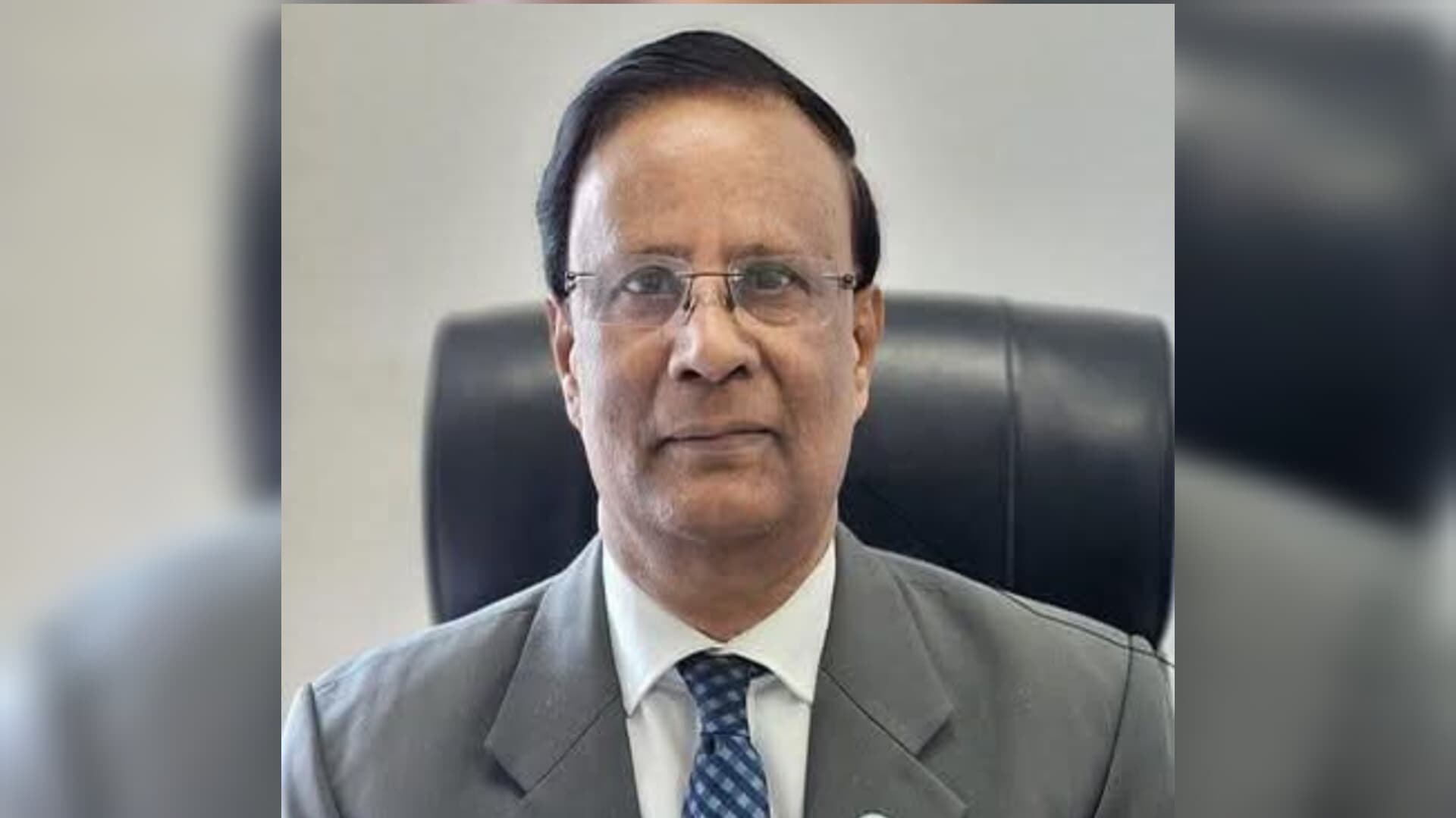 যবিপ্রবির নতুন উপাচার্য হিসেবে নিয়োগ অধ্যাপক ড. ইয়ারুল কবীর- খবরের থাম্বনেইল ফটো