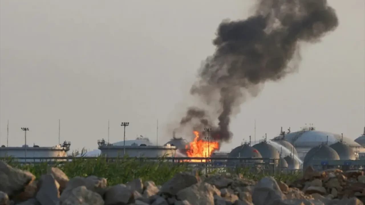 রিয়াদ বিমানবন্দরে হামলায় ২ বাংলাদেশি নিহতের ঘটনায় ঢাকার নিন্দা- খবরের থাম্বনেইল ফটো