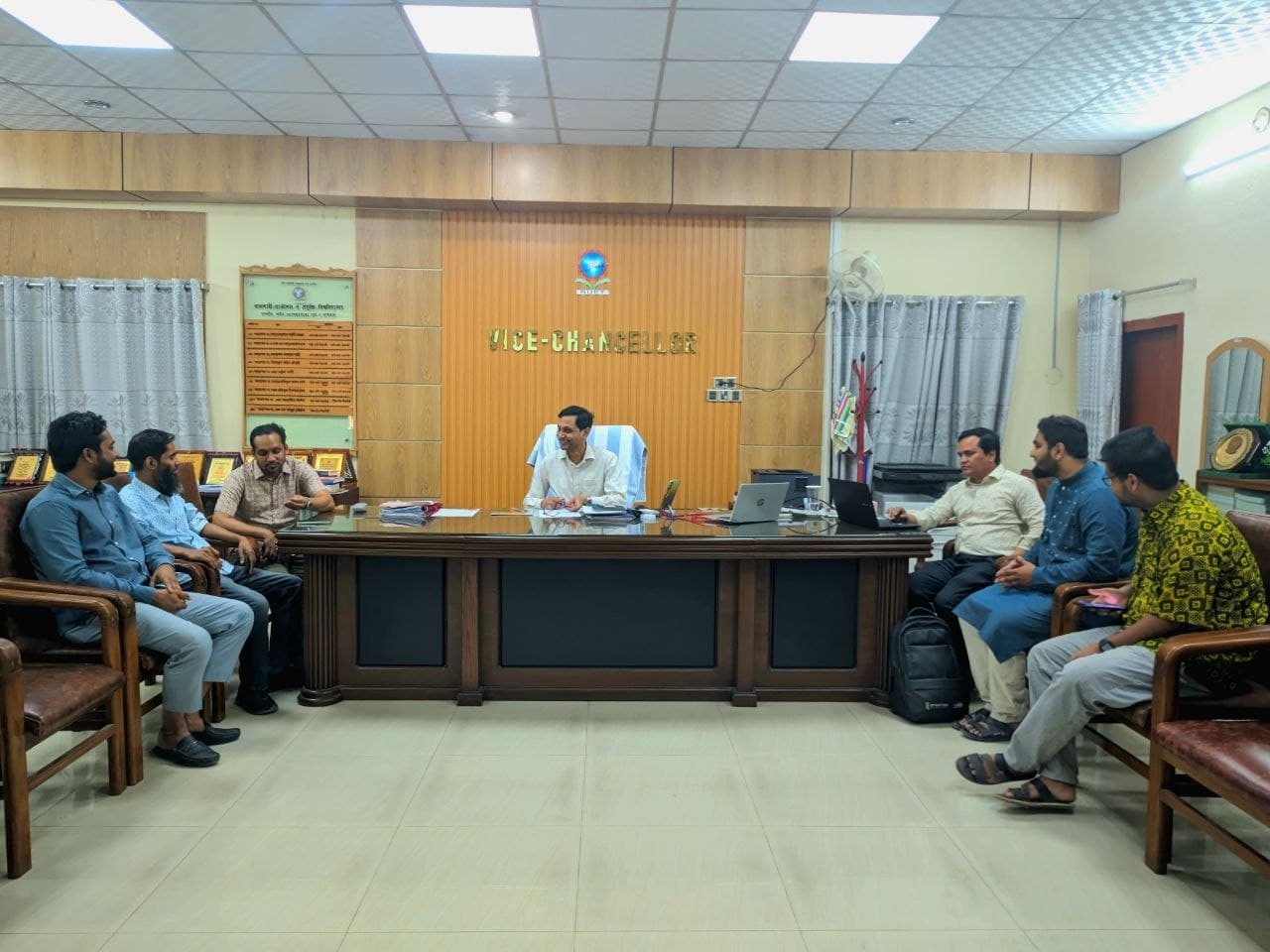 সাবেক শিক্ষার্থীদের জন্য রুয়েটের ডিজিটাল কানেক্টিভিটি প্ল্যাটফর্ম চালু- খবরের ইমেজ Image