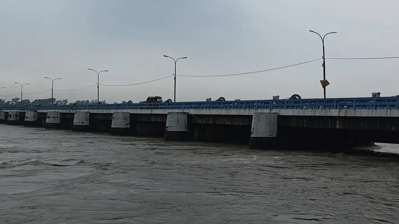 তিস্তার পানি বিপৎসীমার নিচে, বন্যা পরিস্থিতির উন্নতি- খবরের ইমেজ Image