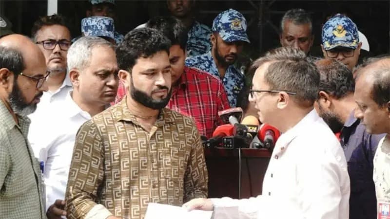 বাহরাইনে নিহত প্রবাসী গিরিশ চন্দ্র সূত্রধরের মৃতদেহ পরিবারের কাছে হস্তান্তর: বাণিজ্যমন্ত্রী- খবরের থাম্বনেইল ফটো