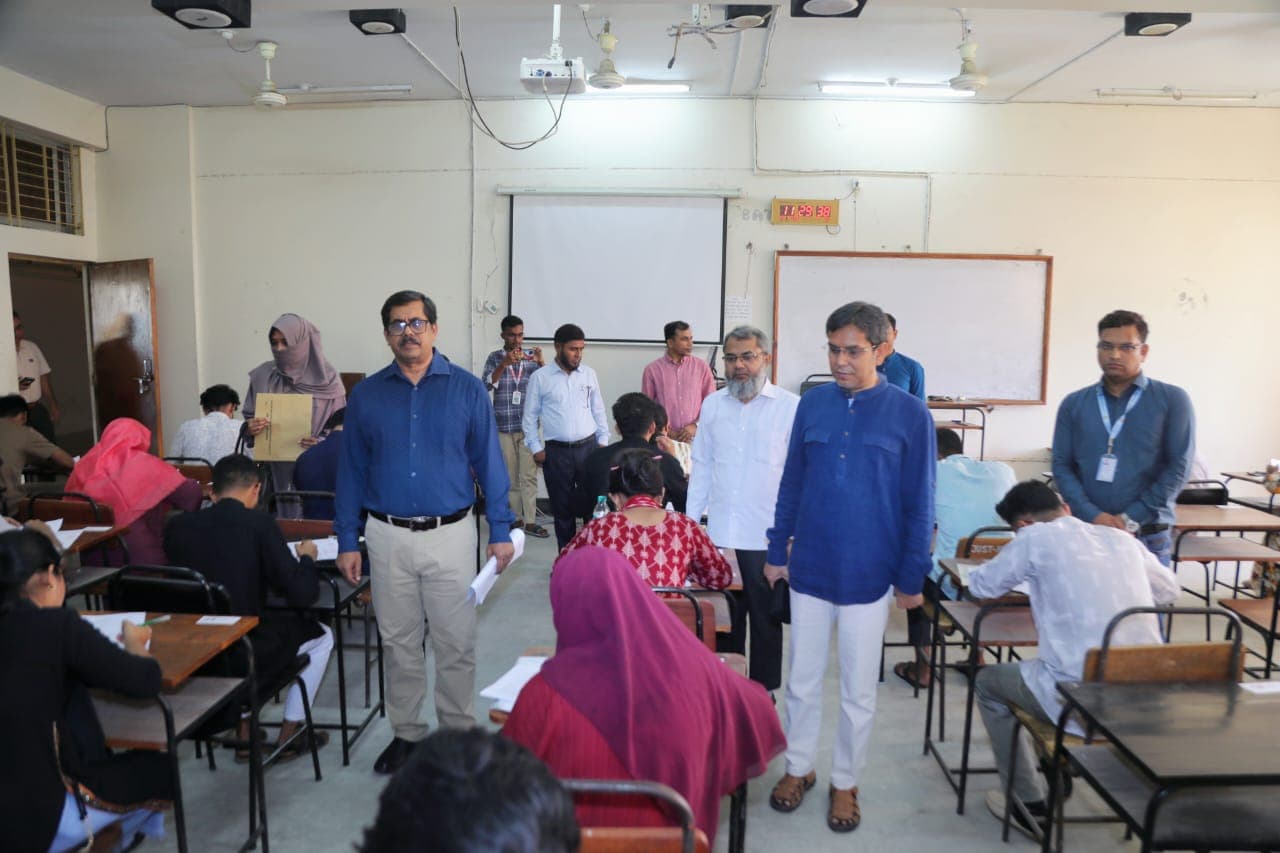 যবিপ্রবিতে গুচ্ছ পদ্ধতির ‘সি’ ইউনিটের ভর্তি পরীক্ষা অনুষ্ঠিত- খবরের ইমেজ Image