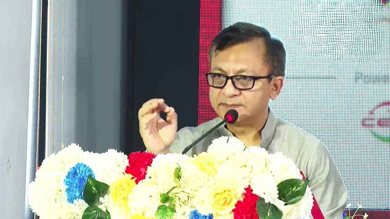 পাট শিল্পে চীনের প্রযুক্তিগত সহায়তা চাইলেন বাণিজ্যমন্ত্রী- খবরের থাম্বনেইল ফটো