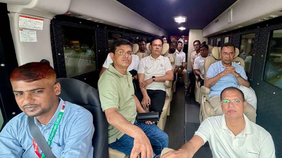 ময়মনসিংহের পথে প্রধানমন্ত্রী, অংশ নেবেন একাধিক কর্মসূচিতে- খবরের থাম্বনেইল ফটো