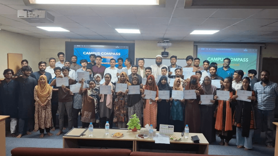সাংবাদিকতায় দক্ষতা বৃদ্ধিতে বেরোবি প্রেসক্লাবের দিনব্যাপী প্রশিক্ষণ কর্মশালা অনুষ্ঠিত- খবরের ইমেজ Image