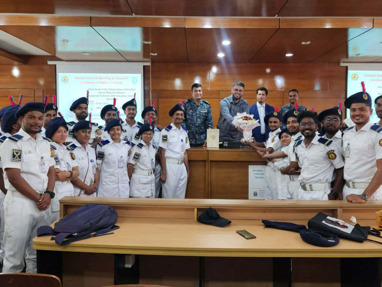 খুলনা বিশ্ববিদ্যালয় বিএনসিসি নৌ-শাখার বাৎসরিক সাধারণ সভা ও বিদায় অনুষ্ঠান সম্পন্ন- খবরের থাম্বনেইল ফটো