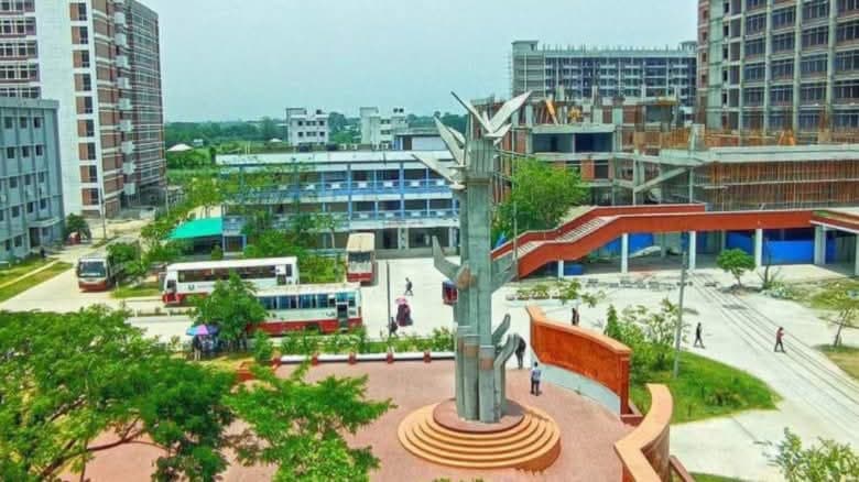 গবেষণা ও উদ্ভাবনে জোর: পাবিপ্রবিতে ২ কোটি ৩৩ লাখ টাকার প্রণোদনা- খবরের থাম্বনেইল ফটো