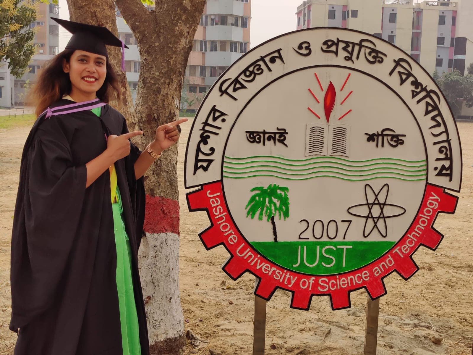 গতানুগতিক শিক্ষা নয়, প্রয়োজন বহুমাত্রিক দক্ষতা: যুক্তরাষ্ট্রে পিএইচডিরত যবিপ্রবির ববি- খবরের ইমেজ Image