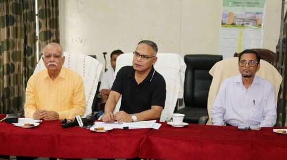ক্যাম্পাস সুরক্ষা ও মানবসম্পদ উন্নয়নে পরিকল্পনা নিয়েছি- ইবি উপাচার্য - খবরের থাম্বনেইল ফটো