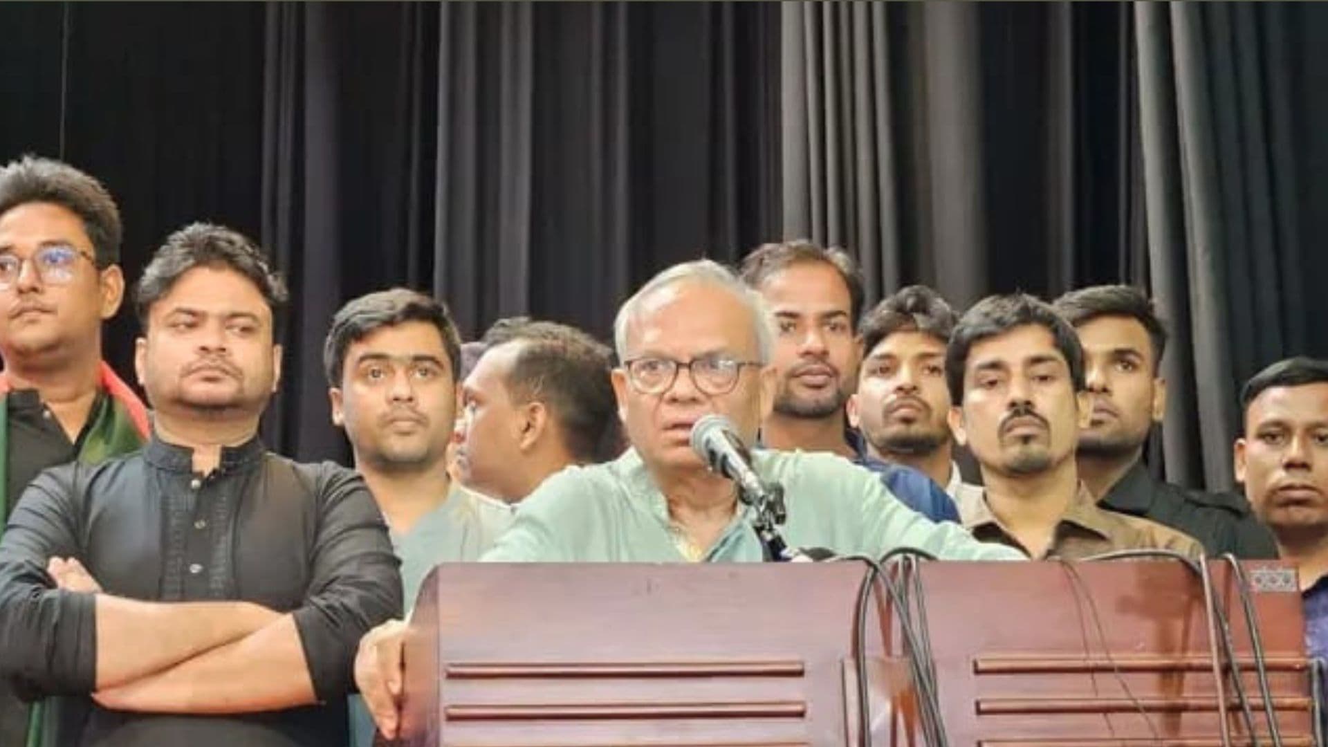 ‘জুলাই বিপ্লব ফরাসি বিপ্লবের চেয়েও কোনো অংশে কম নয়’: রিজভী- খবরের ইমেজ Image