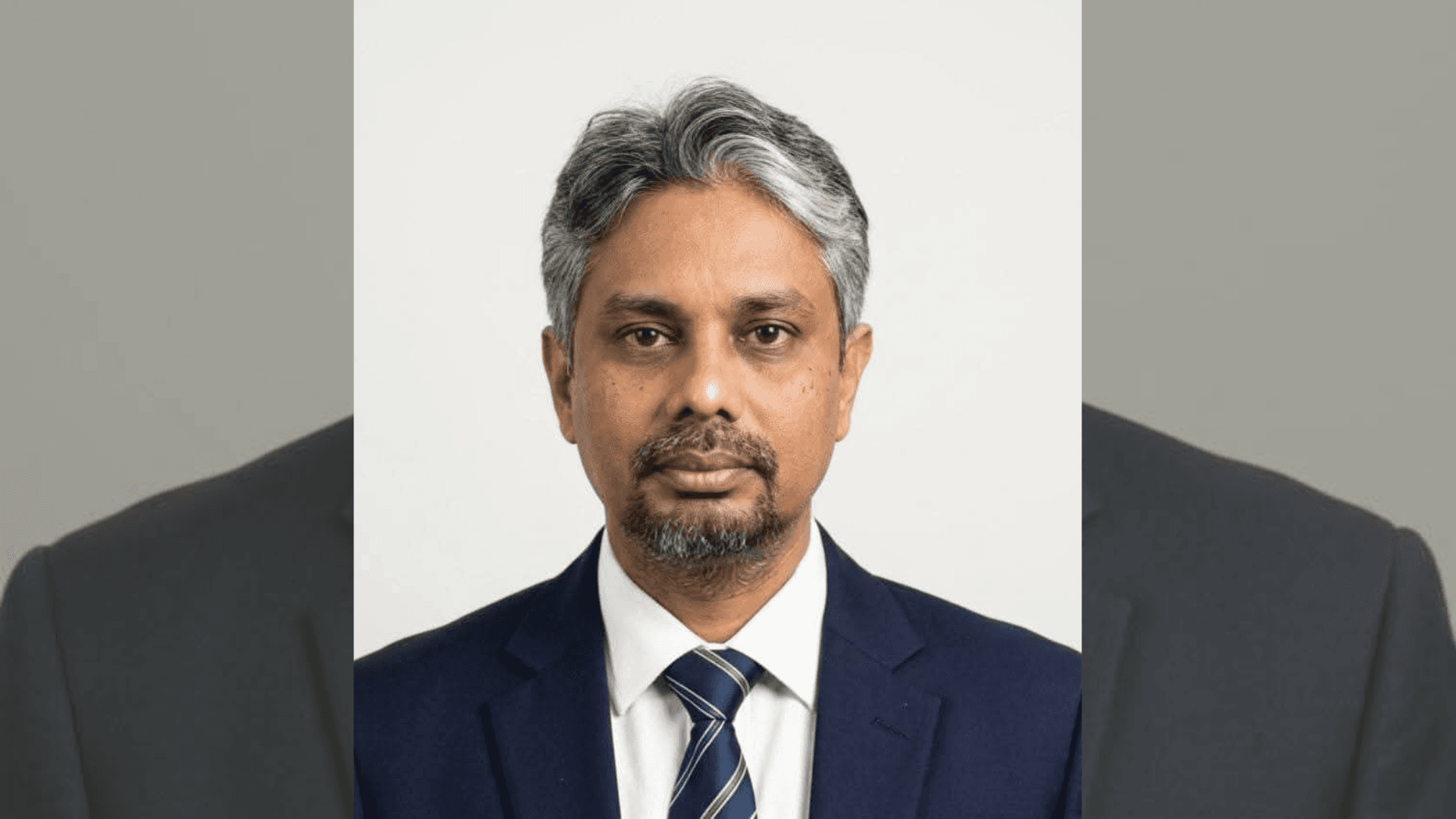 যবিপ্রবির নতুন কোষাধ্যক্ষ অধ্যাপক ড. মোহাম্মদ ফারুক- খবরের ইমেজ Image